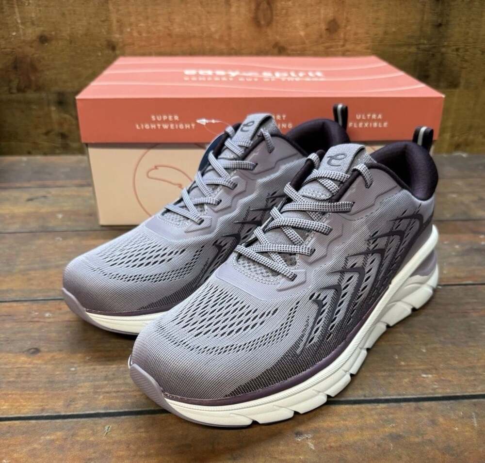 Easy Spirit Maelie2 Size 9 M Light Purple Emove Walking Shoes